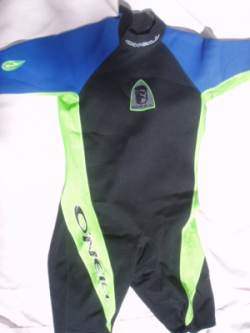scuba diving wetsuit - thickness scuba diving wetsuit - thickness