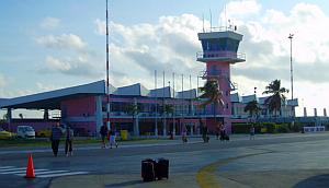bonaire scuba diving - Flamingo International Airport 